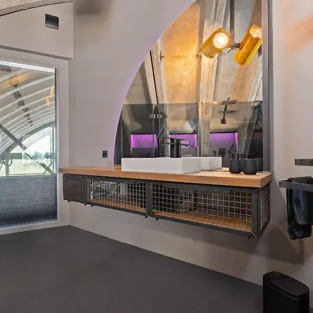 Ferienhaus Shelterloft Airpark Lärz