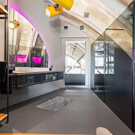 Ferienhaus Shelterloft Airpark Lärz