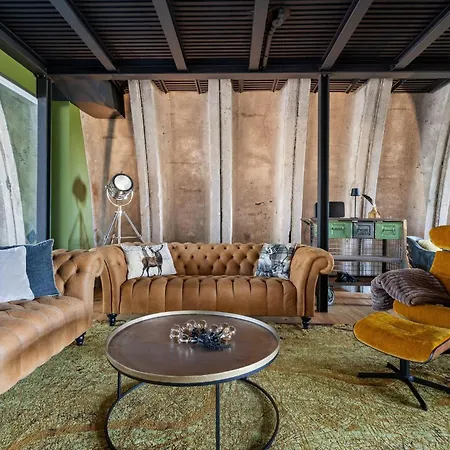 Ferienhaus Shelterloft Airpark Lärz