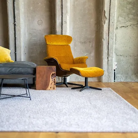 Shelterloft Airpark Lärz