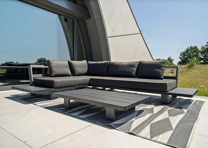 Shelterloft Airpark *