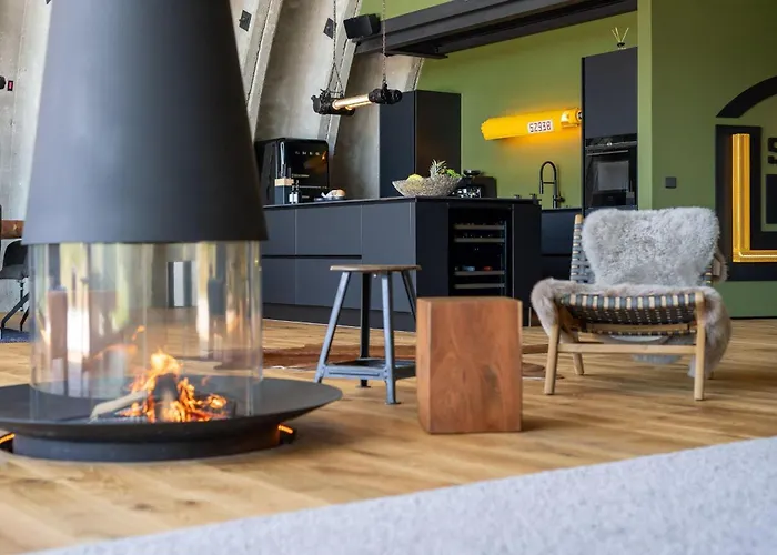 Shelterloft Airpark Lärz